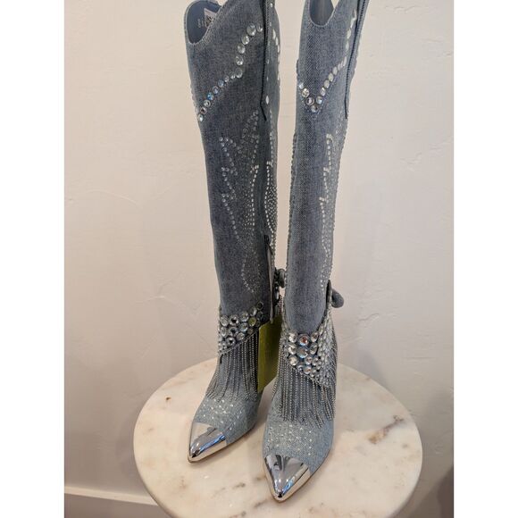 Gianni Bini Denim Boots • Rhinestones, Tassels & Metal Tips • Size 7M • New - Picture 3 of 14